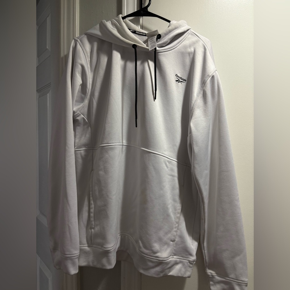 Men’s Medium White Reebok Hoodie